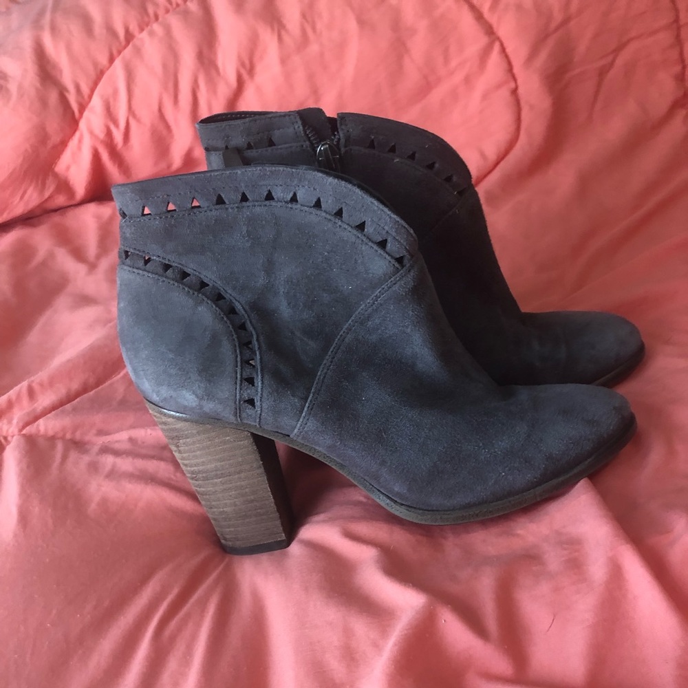 Vince Camuto Ankle Booties - New - Gray